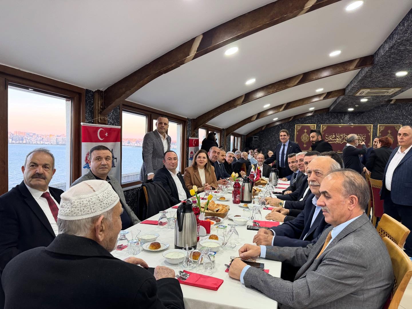 Esnaf ve Sanatkârlar Derneği tarafından düzenlenen iftar programına katılım sağladık.