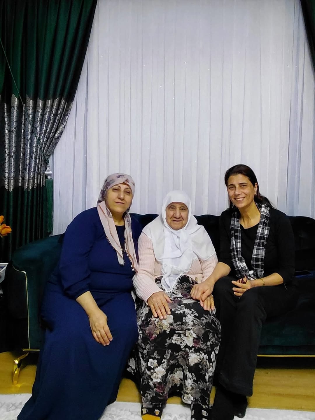 AK Parti Avcılar Mahalle Teşkilatlarımız Olarak Sahadayız