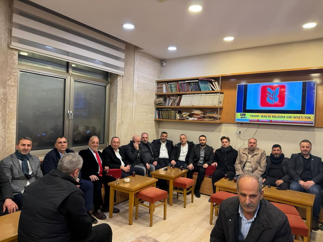 Hacı Osman Akgül’ün Kıymetli Annesinin Taziye Ziyaretinde Bulunduk.