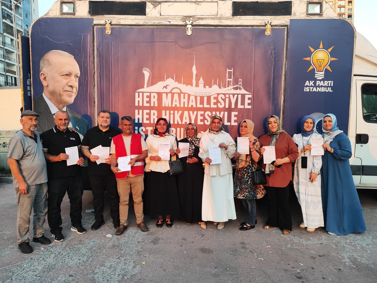 Avcılarımızda açtığımız AK Nokta ile hemşehrilerimizle bir araya gelerek gönül gönüle hasbihal ettik.